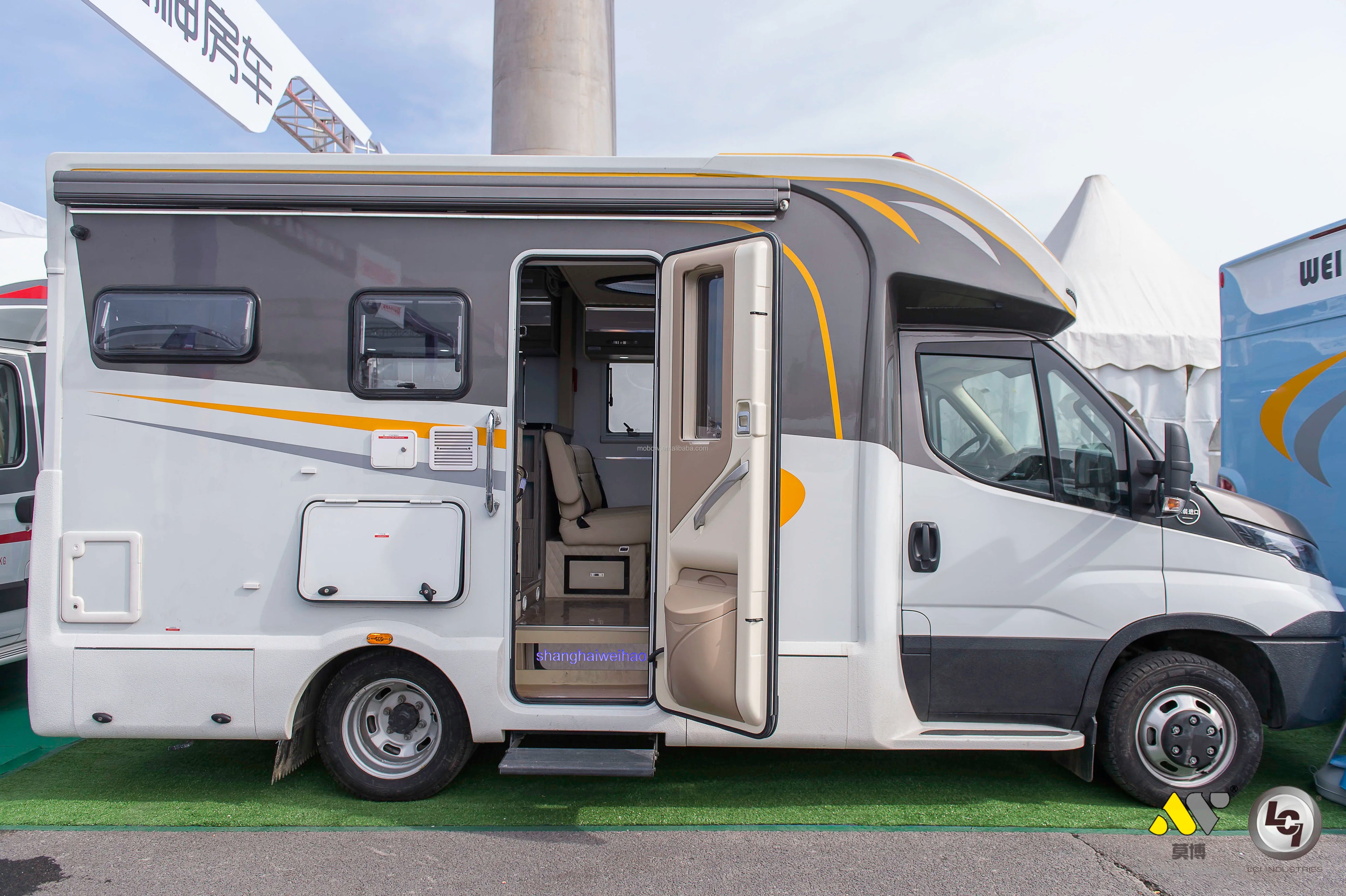 2025 MOBORV Motorhome Door